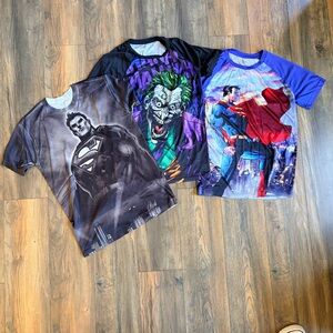 3 Piece DC Comics Men's Short Sleeve Tees - Superman and Joker Designs Men’s Med